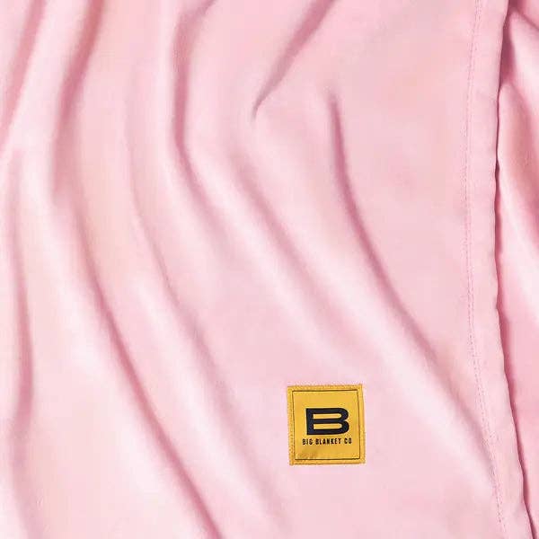 Big Blanket Co - Wholesale Throw Blanket - Original Stretch™ Blanket71