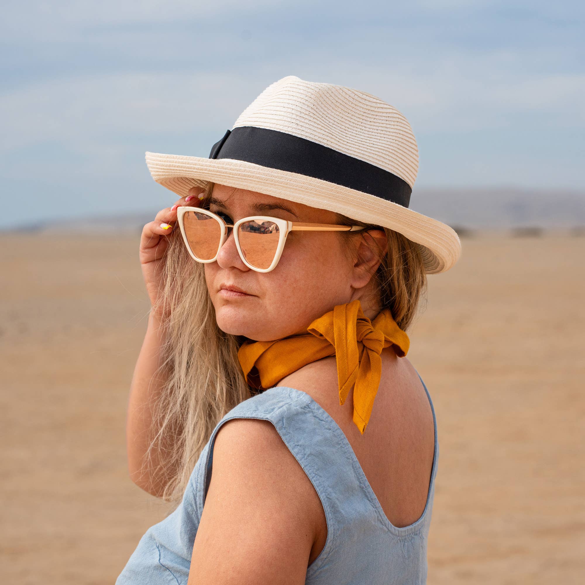 menique - Vendita all'ingrosso Bandana - Donna - Bandana triangolare unisex in lino4