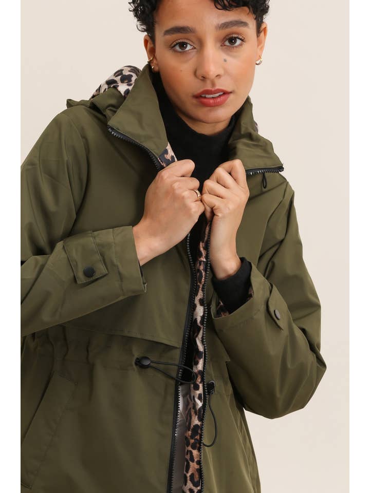 Attrait Paris - Wholesale Windbreaker - Women's - Leopard lined waterproof long jacket1