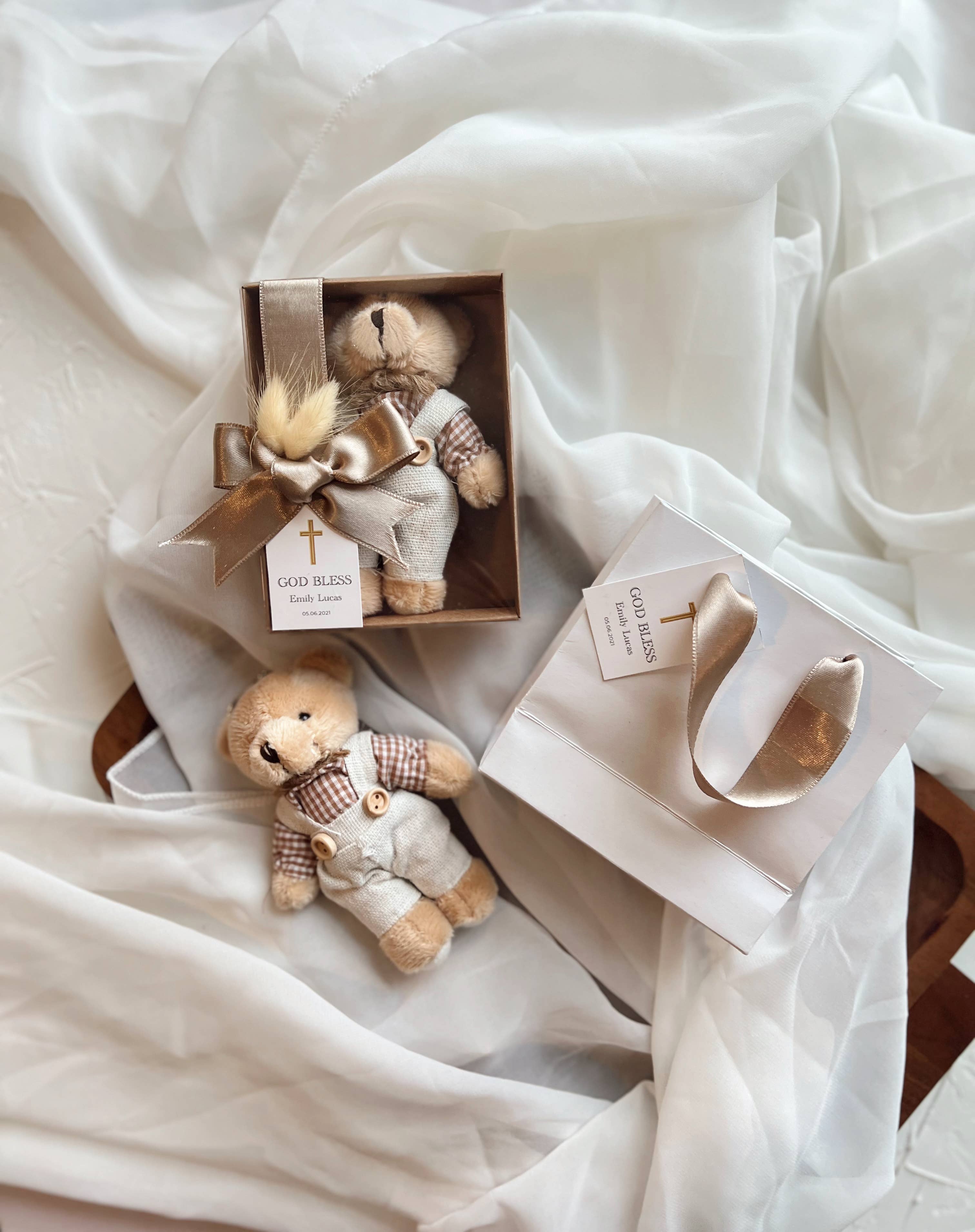 Uniq Favors – Engroshandel Nøglering - Dame – Teddy-nøglering som gave, babyshowergave med personlig navn - We Can Bearly4