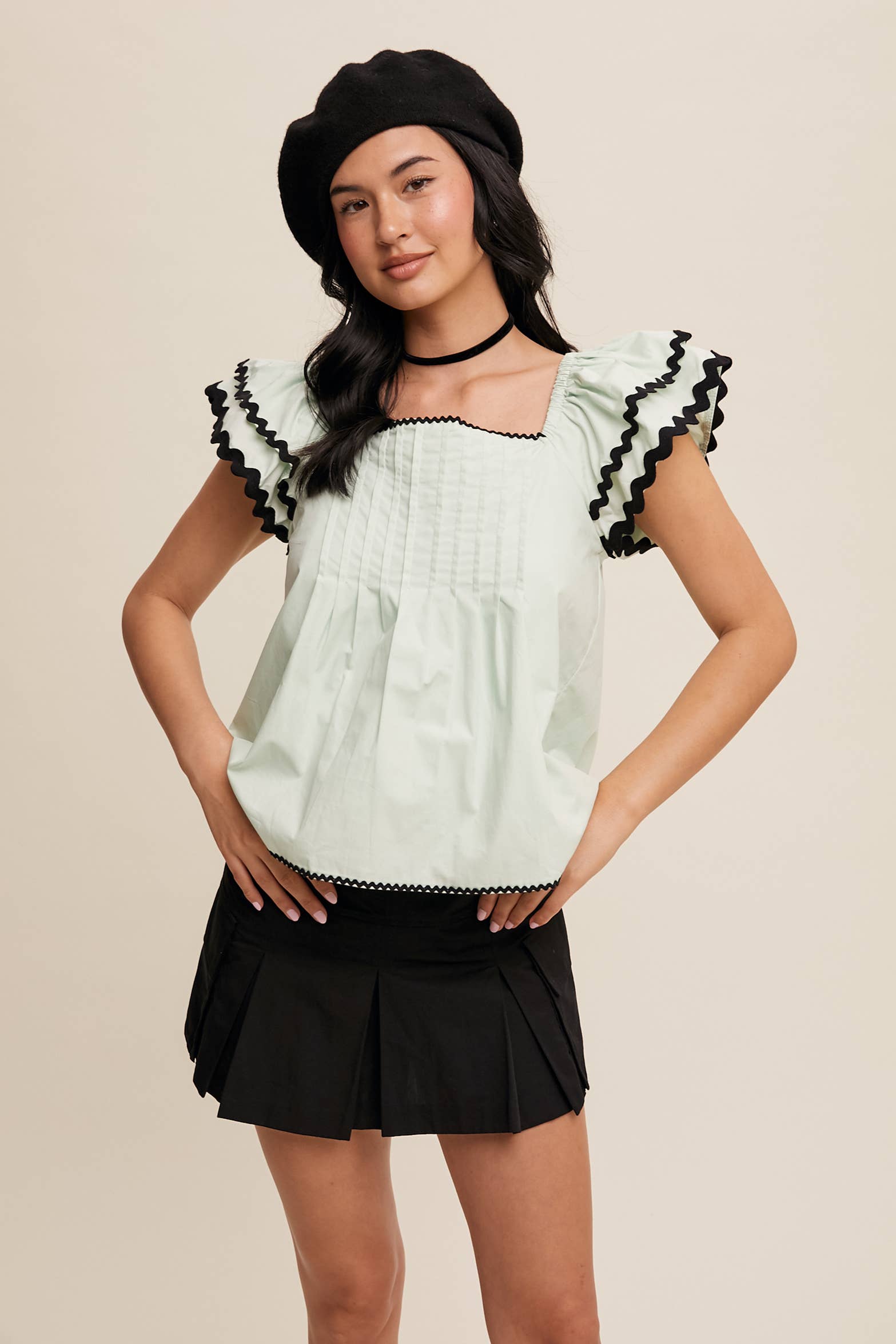 Listicle – wholesale Blouse – Women’s – Flutter-Sleeve Pintuck Top4