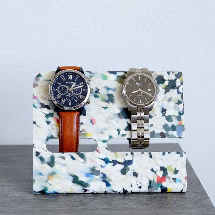Le Compère watch holder for wholesale by Manaaki.
