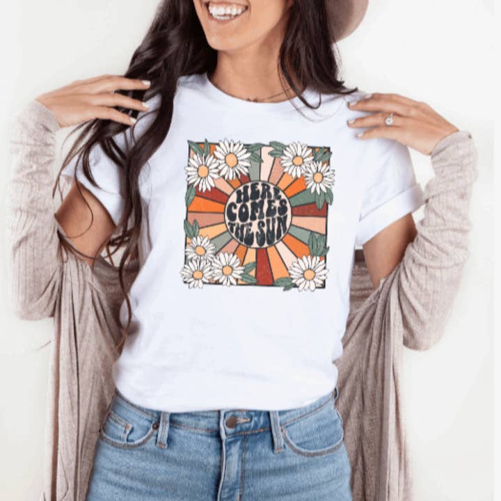 Here comes the Sun Graphic T-shirt for wholesale by KMR and Company