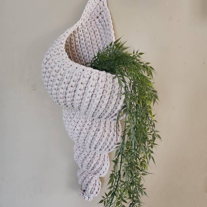 Naturalmarjory - Wholesale Basket - Bulot XXL, bohemian style “shell” decorative basket
