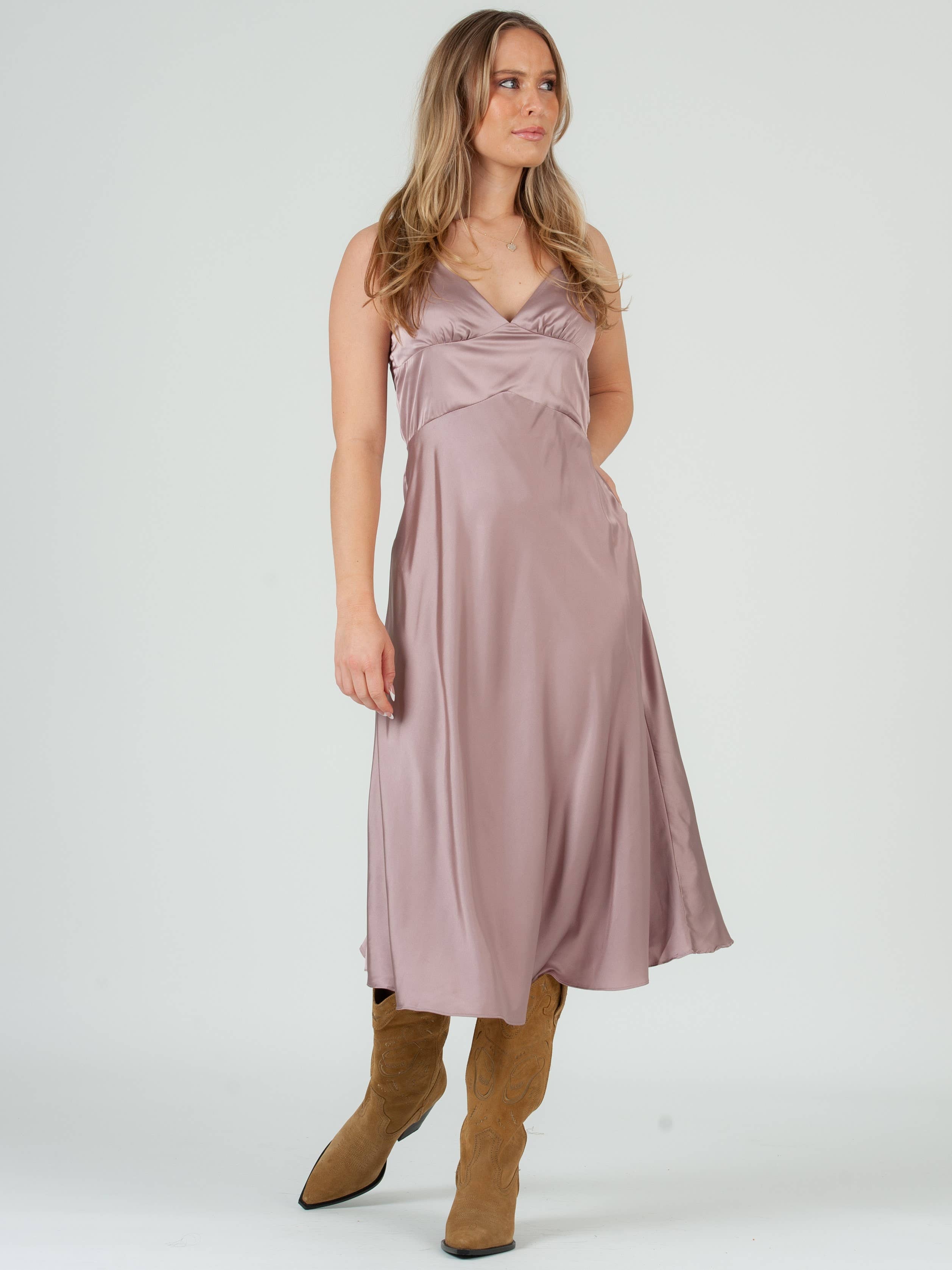 Lucca Couture - Vente Robe – femme - Robe nuisette midi en satin Pré-automne0