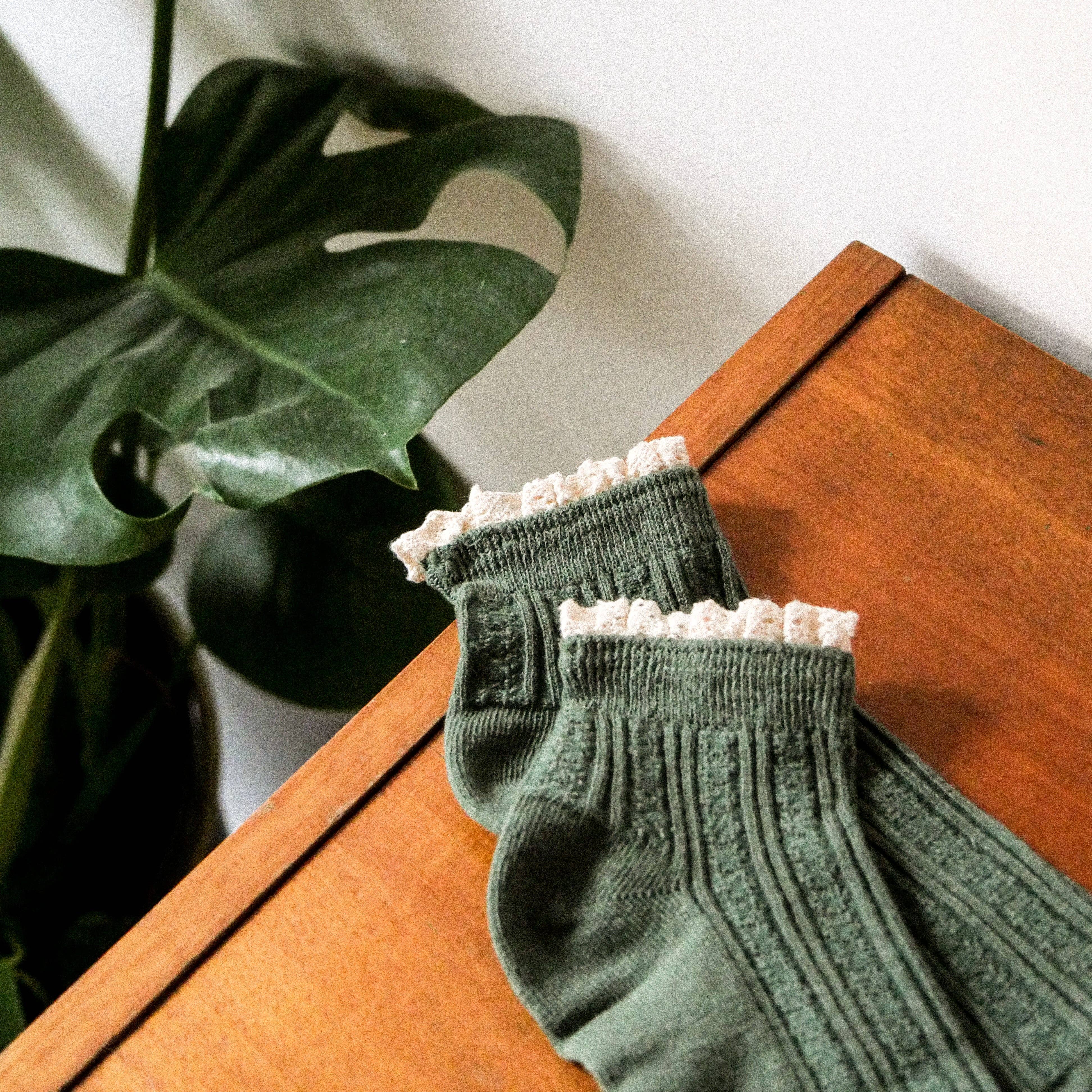 Gentil Coquelicot Paris - Venta al por mayor Calcetines - Mujer - Calcetines bajos de macramé9