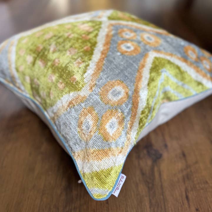 Mila∞Miro by Emelie - Wholesale Throw/Decorative Pillow - Velvet Ikat Cushion Roots | Velvet Ikat Pillow Cover