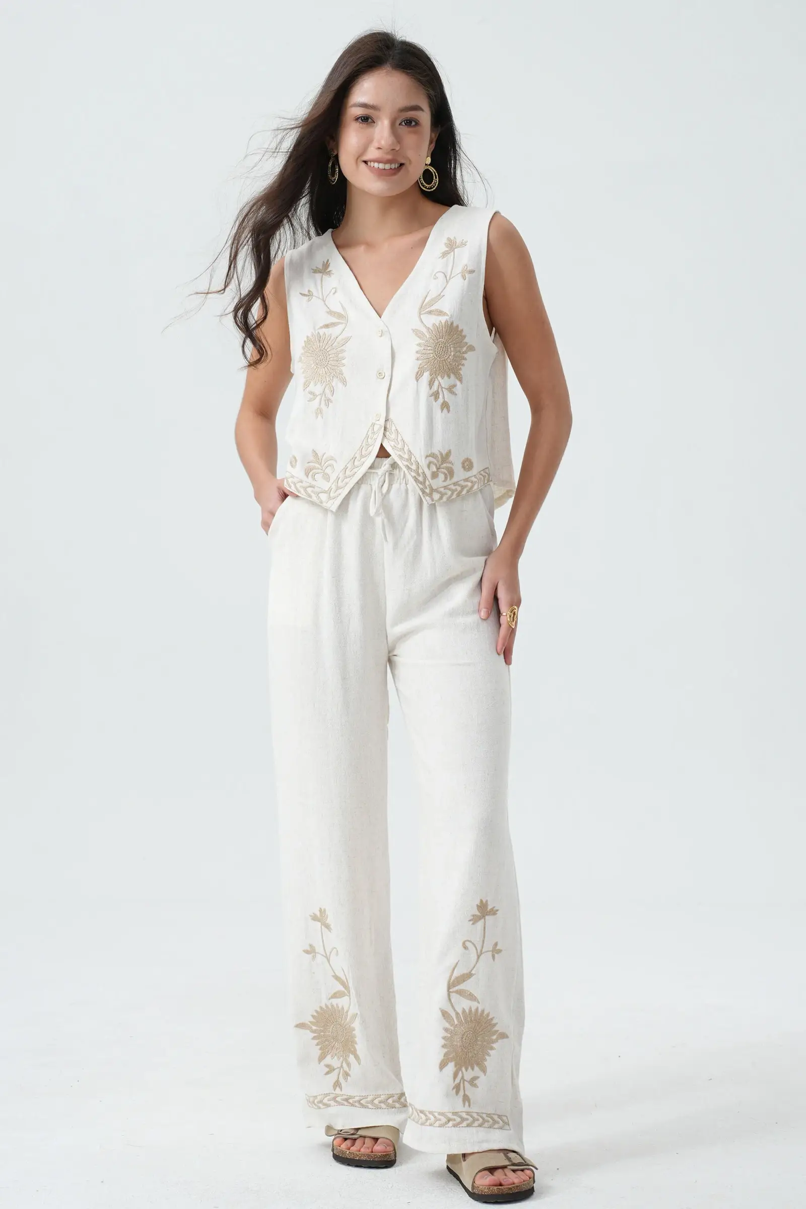 Beige Casual Linen Pants With Floral Embroidery PAN-519 for wholesale on Faire1