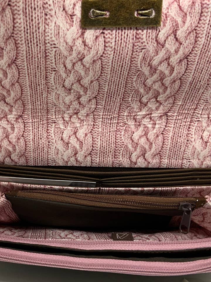 Sac à bandoulière végétalien en liège avec poche pour téléphone portable avec bloqueur RFID pour la vente par Frau Schmetterling