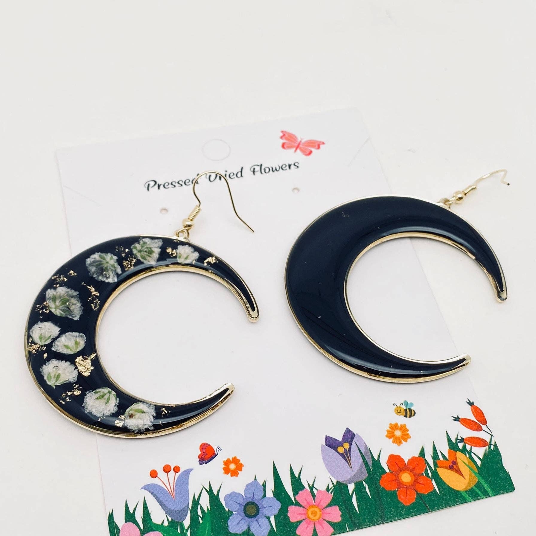 Mio Queena – wholesale Dangle earrings – Baby's Breath Dried Flower Black Moon Earrings - PDF/MS2
