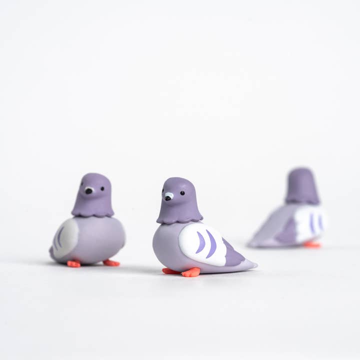Pigeon Toy - London Souvenir - Gift Box - Best Seller! New for wholesale by Collectable Cities - Gifts, Keychains, Pins, Souvenirs