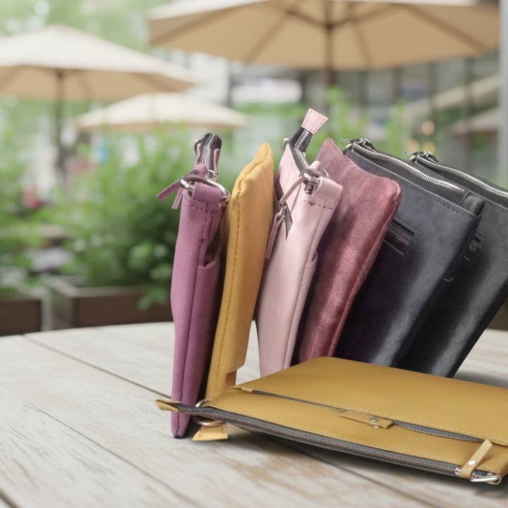 Tuzech Leather - Wholesale Clutch Bag - Women's - Stylish Leather Clutch Bags for Women– Colorful & Trend12