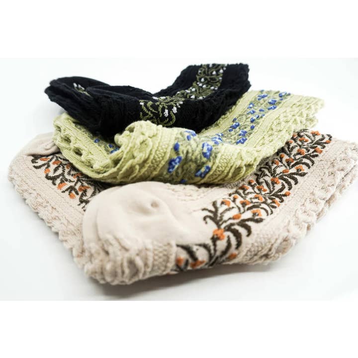 Comfortarians - Wholesale Socks - Women's - Floral Cotton Socks For Woman | Women's Knitted Patterned