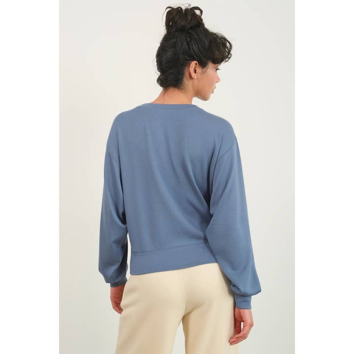 HYFVE - Wholesale Sweatshirt - Women's - DZ24F054-CLASSIC CREW NECK SWEATSHIRT