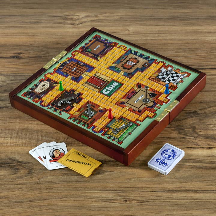 WS Game Company - Wholesale Board Game - Clue Deluxe Travel Edition