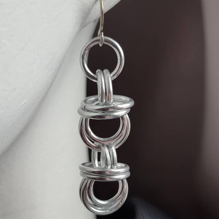 Pendientes de estribo de cadena larga de plata / Clásico / Diario para venta al por mayor de Teahan K Jewelry