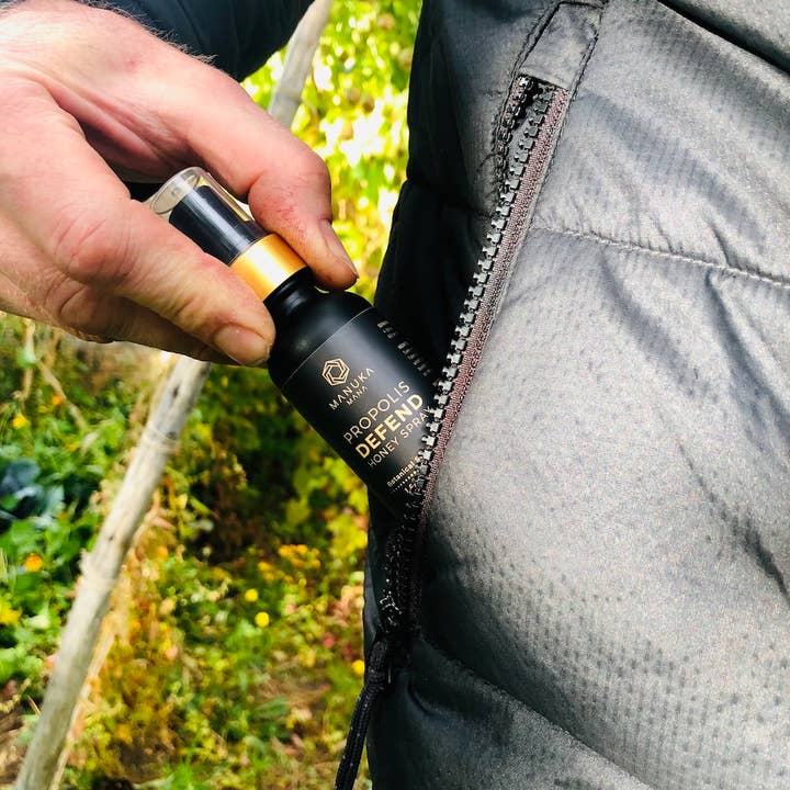 Manuka Mana - Wholesale Oral Supplement/Vitamin - Propolis DEFEND Honey Spray4