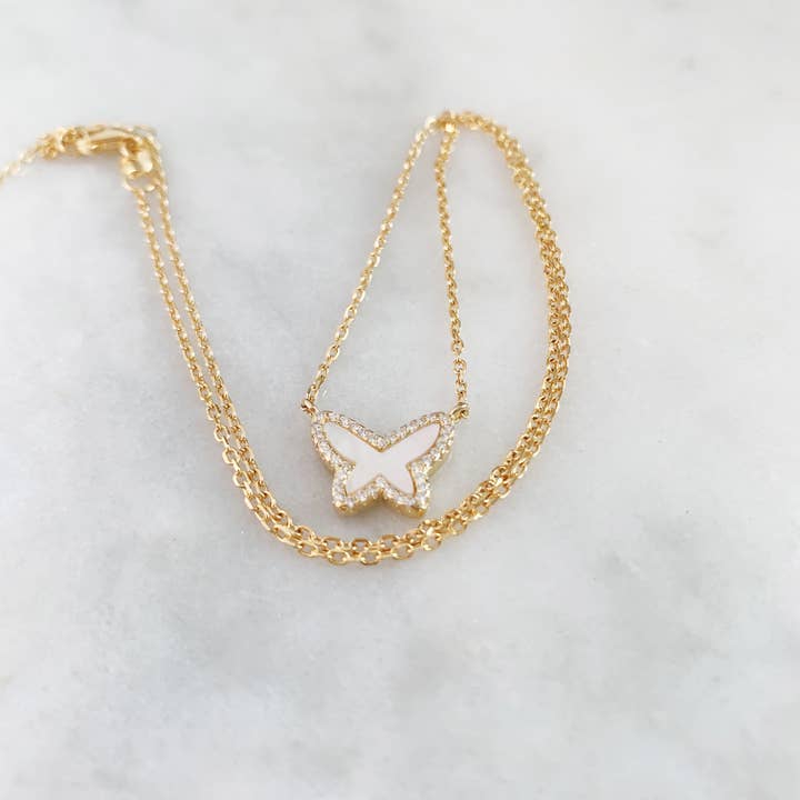 Esmeralda sommerfugl halskæde for engroshandel hos Kimiya Designs