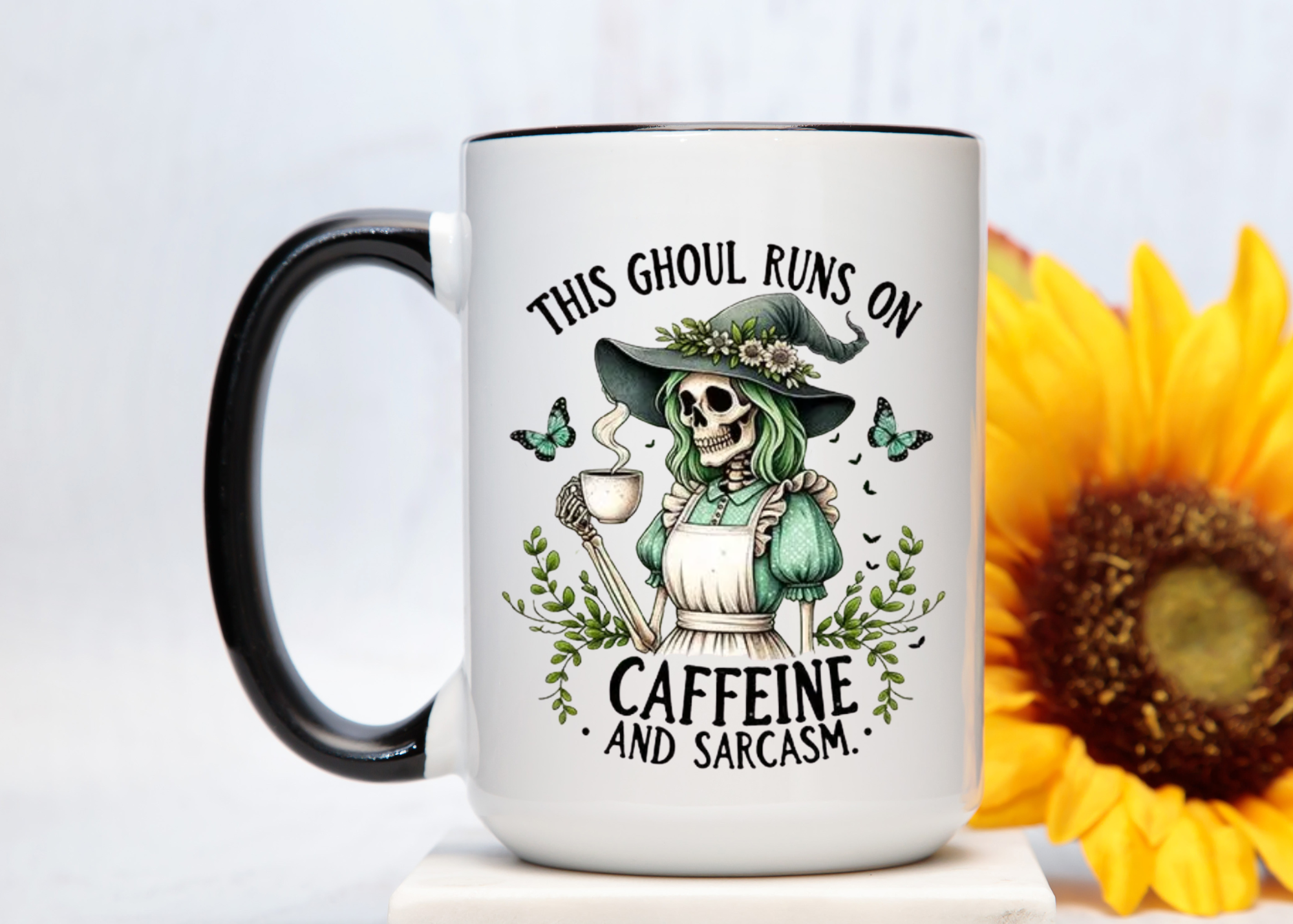 AromaSarapy - Vente Tasse à café - Ce Goule Fonctionne à la Caféine & au Sarcasme | Tasse Sorcière1