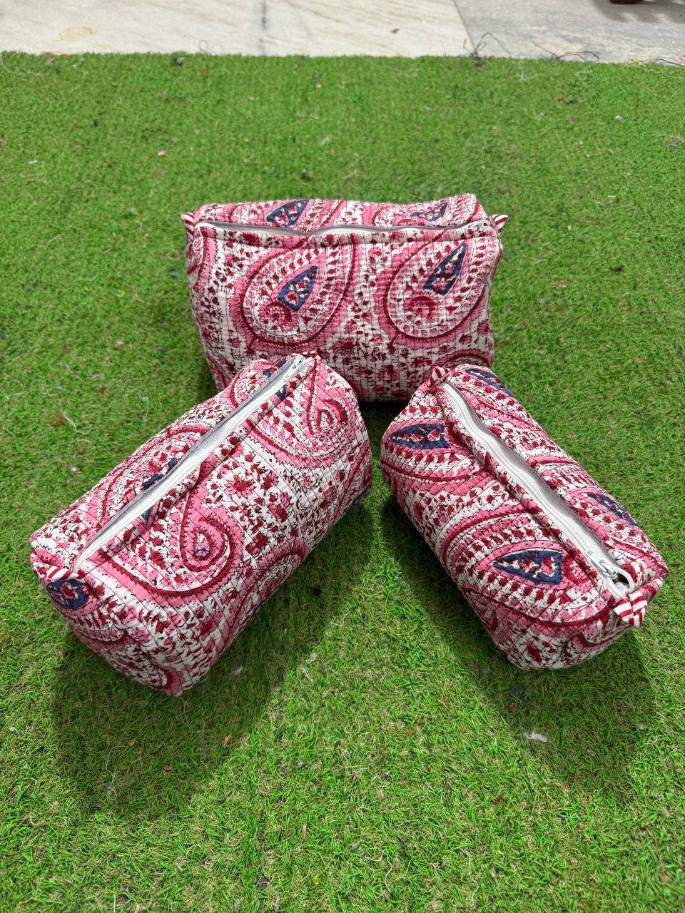 bhavnas boutique - Wholesale Makeup/Cosmetic Bag - Travel Bag Pure Cotton Bag Stylish Cosmetic Pouch for Women0