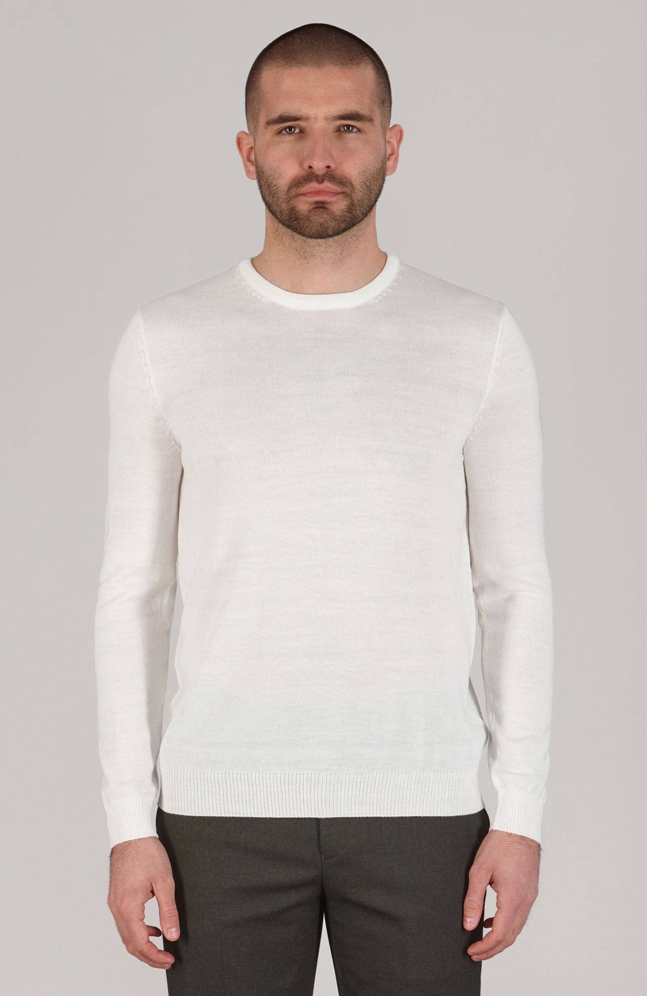 Paul James Knitwear – wholesale Knitted jumper – Men′s – Mens Extra Fine Merino Wool Crew Neck Jumper7