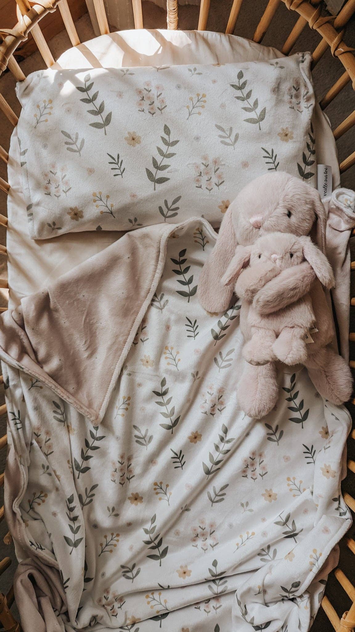 Shine on me Distribution - Wholesale Bedding Blanket - Kids & Baby - My Little Blanket - Field flowers - Veille sur toi5