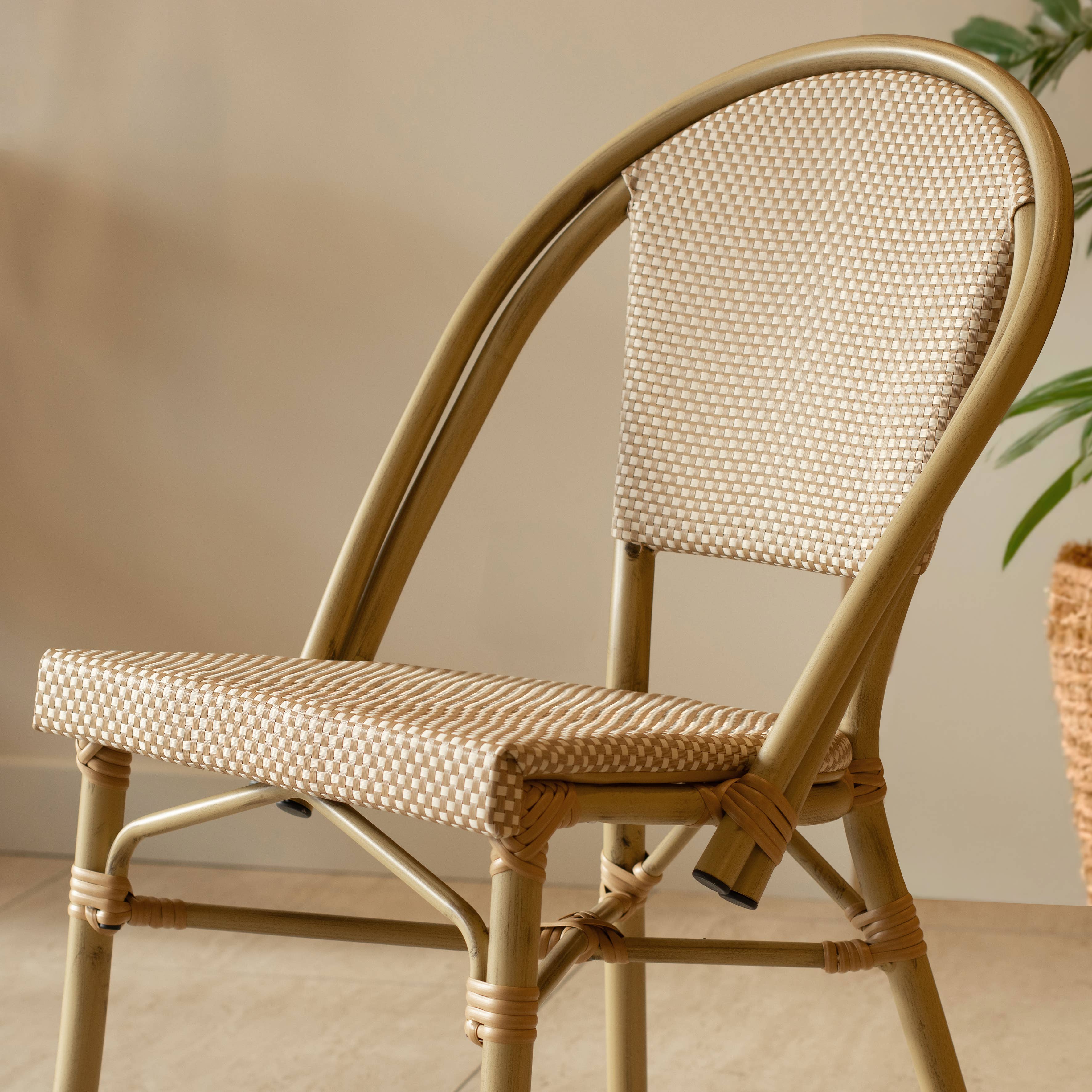 Now's Home - Vente Chaises - LOT 2 CHAISES EN TEXTILENE BEIGE ASPECT BAMBOU AMALFI2