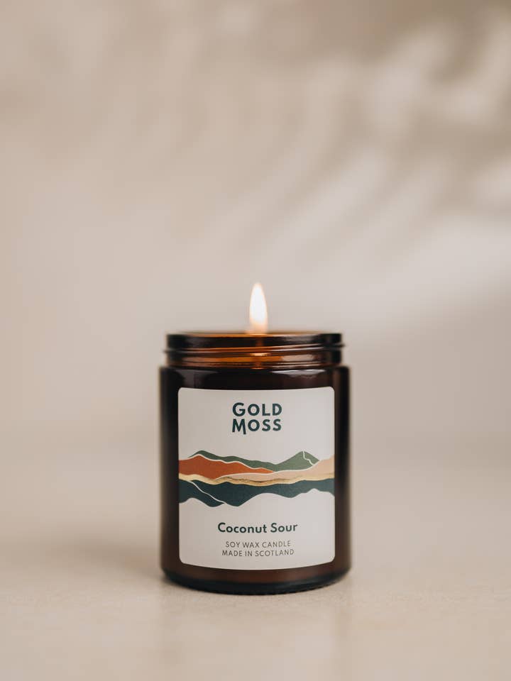 Coconut Sour | Soy Wax Candle | Regular 40 Hours for wholesale by Gold Moss