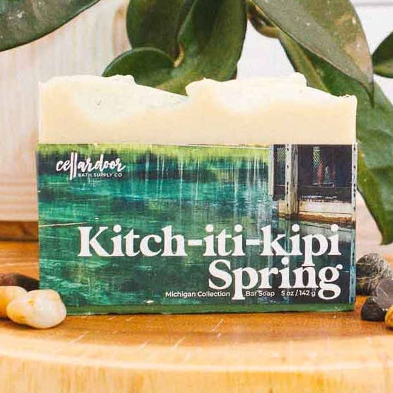 Kitch-iti-kipi Spring fast sæbe for engroshandel hos Cellar Door Bath Supply Co.
