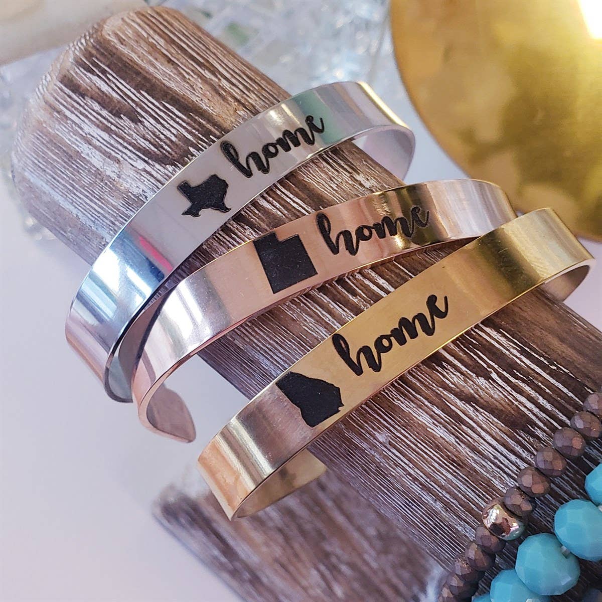 Tres Carmela - Vendita all'ingrosso Bracciale a polsino - Bracciale rigido State Love con cuore inciso2