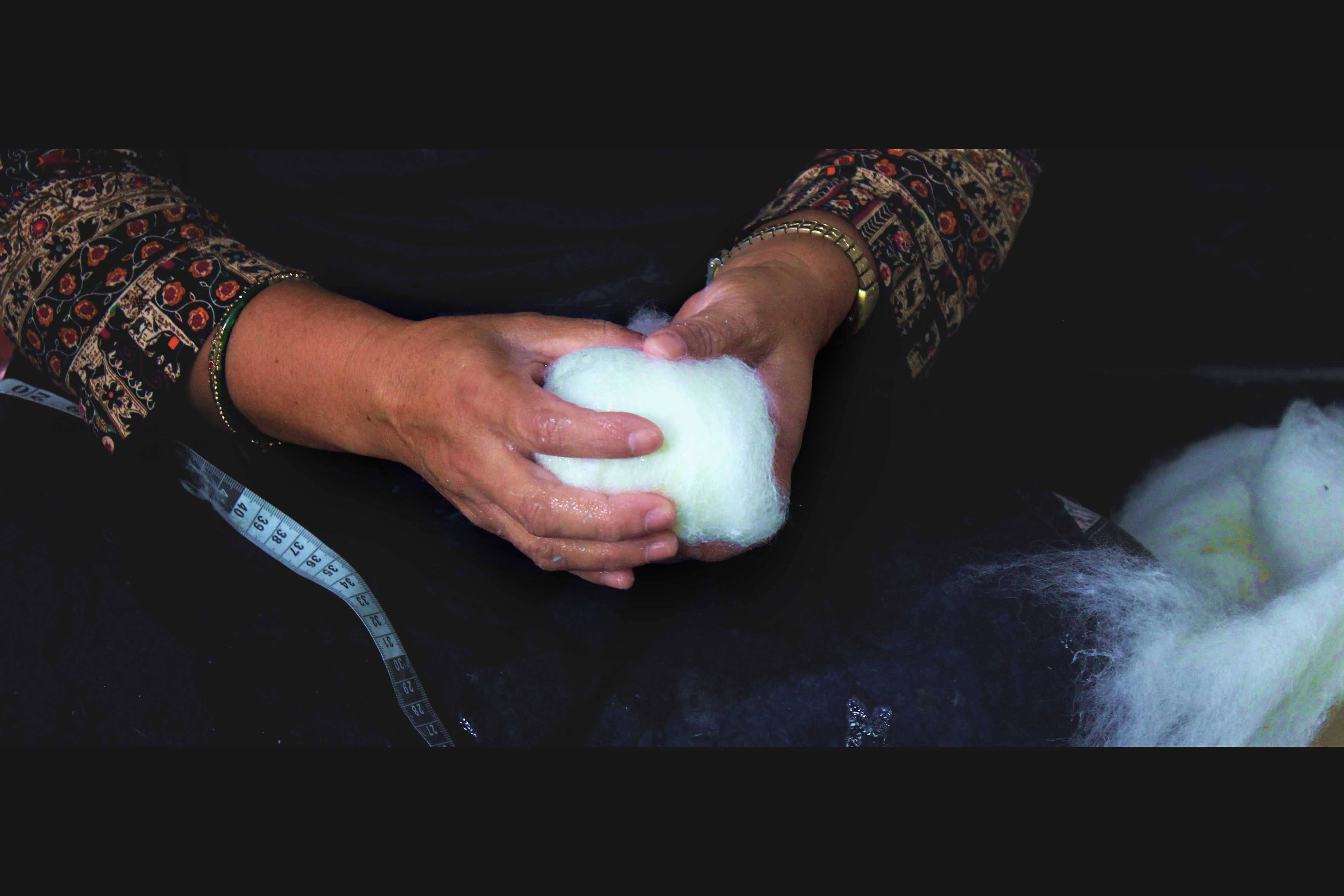 Fibres of Life - Wool & Felt - Wholesale Dryer Balls - Felt Dryer Balls-Plain | Wool Dryer Balls | Unscented Dryers4