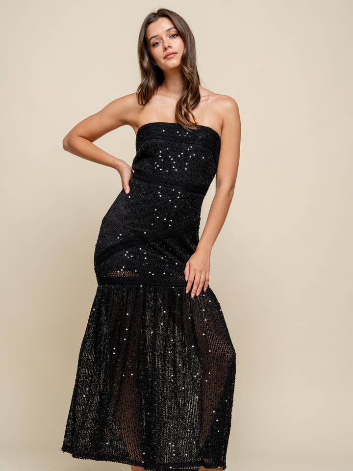 CDKF30497E / ABITO TUBINO LUNGO IN MAGLIA CON PAILLETTES per la vendita all'ingrosso da parte di BEIVY & COLLABO