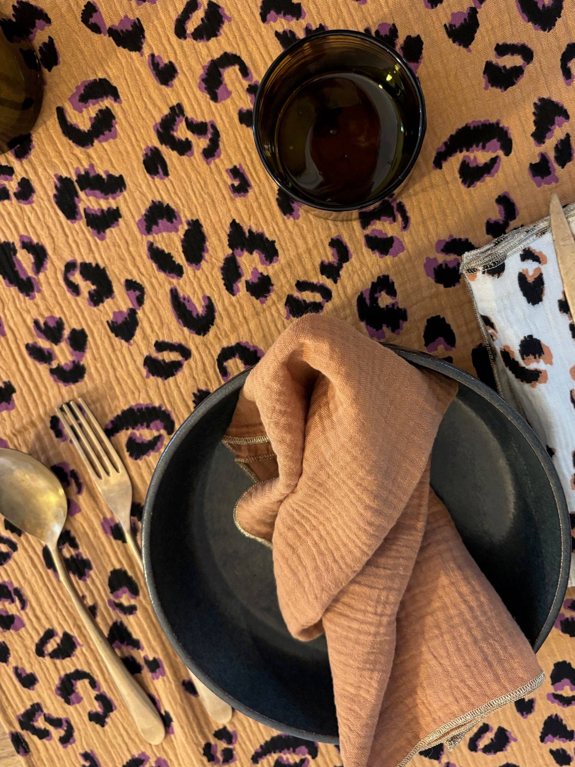 CHARMY - Wholesale Table Runner - Leopard Fauve Table Runner – Cotton Gauze – 50x150cm4