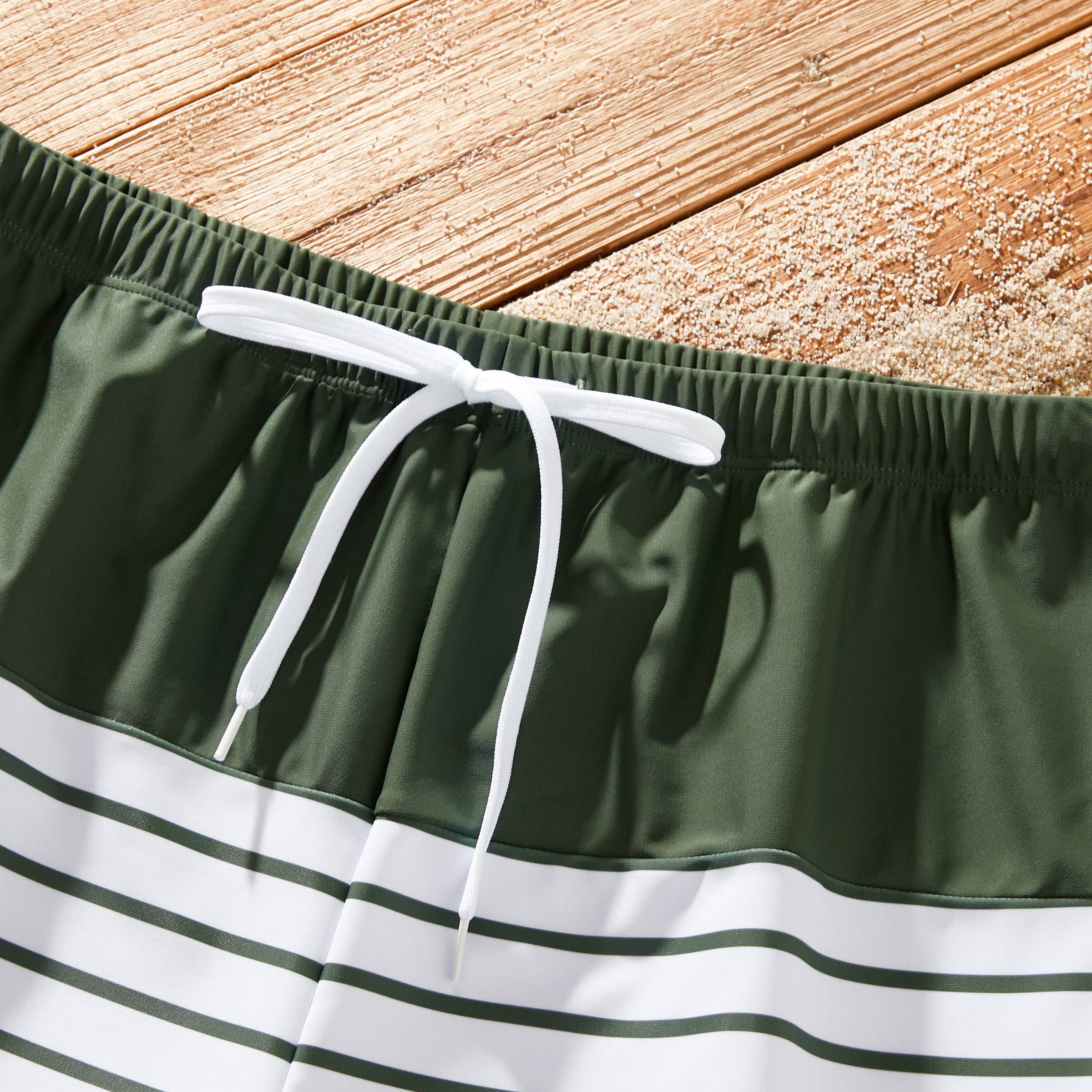 Verde del ejército Bikini Verde Oliva Familiar con Falda Cubierta o Bañador de venta al por mayor en Faire4
