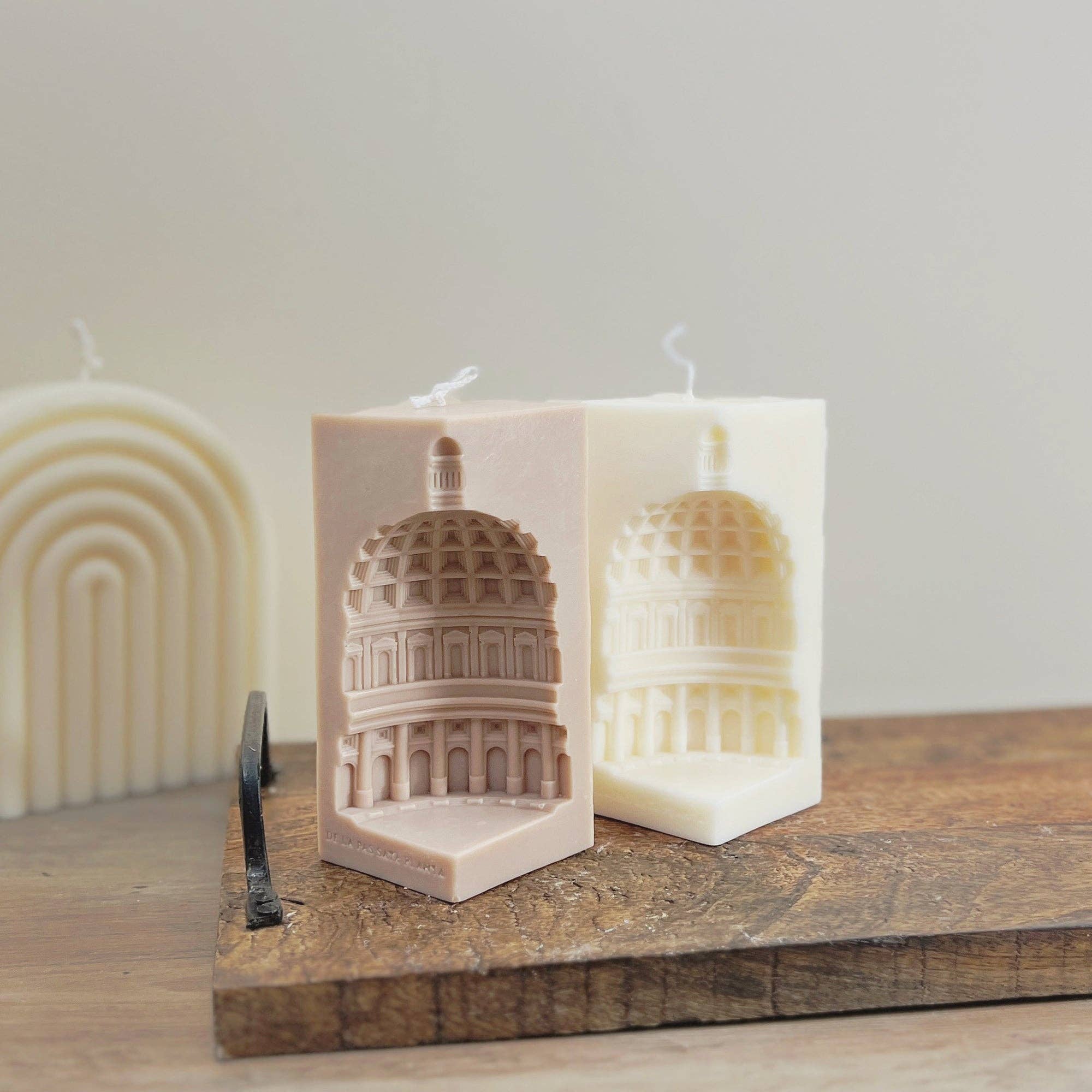 Eli and Things - Wholesale Novelty Candle - Aesthetic Candles - Roman Architectural Candle - Pantheon9