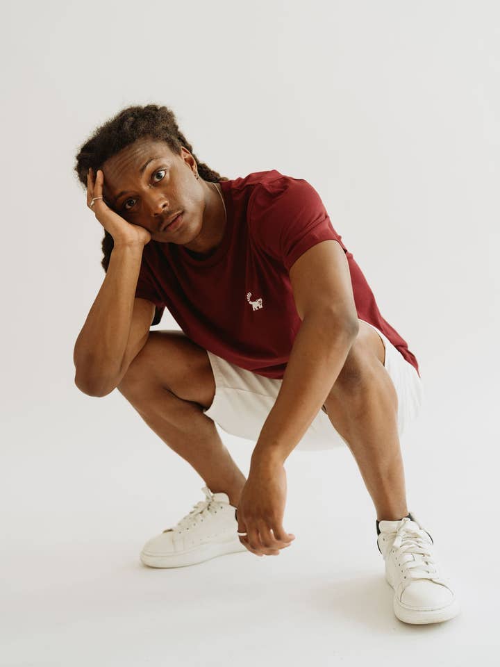 angurä - Wholesale T-Shirt - Unisex - T-Shirt in Organic Cotton Red Panda4