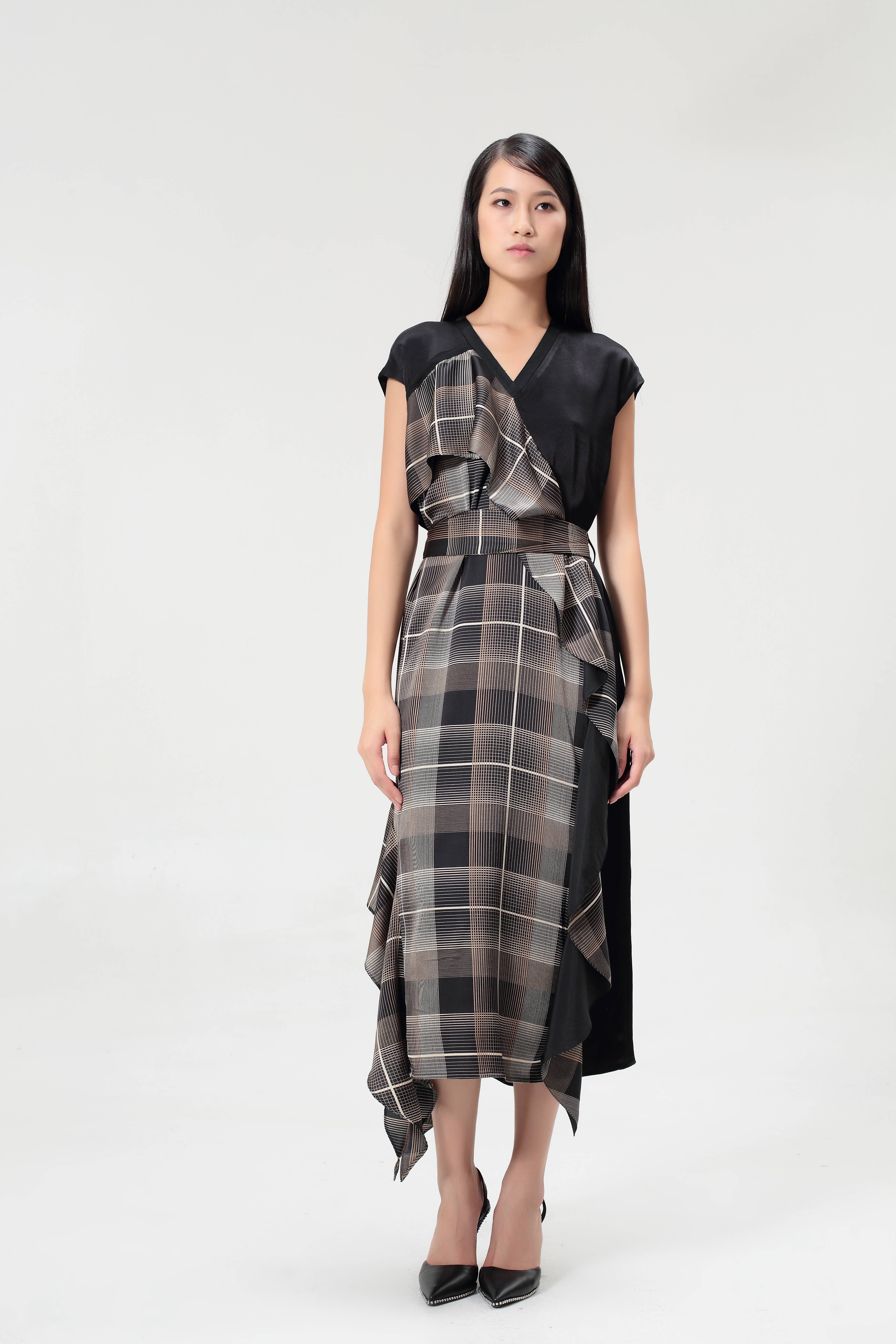 Smart and Joy - Wholesale Dress - Women's - Square Print Ruffle Asymmetric Dress W983701