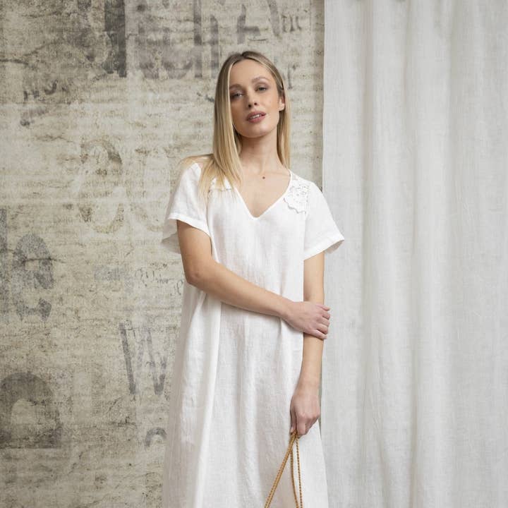 Robe Silvanus pour la vente par Chez Moi