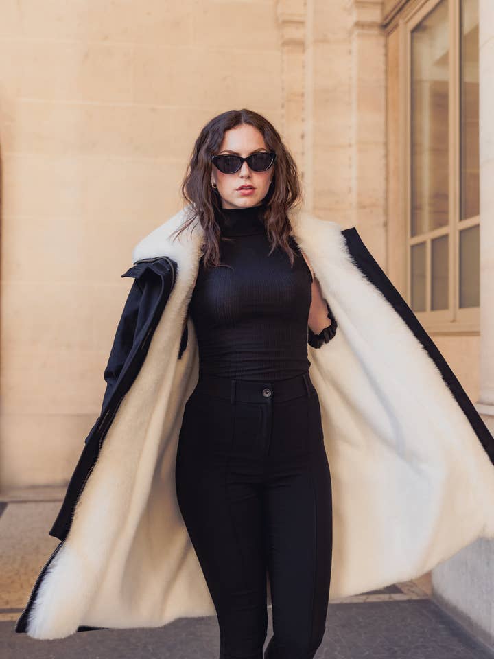 KZELL PARIS - Wholesale Parka - Women's - LONG PARKA WITH CONTRASTING FAUX FUR INTERIOR AND COLLAR4