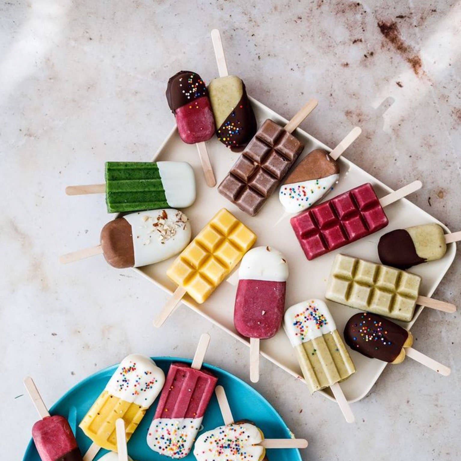 EKOBO - Wholesale Serving Tray - Fresco Medium Tray - White1