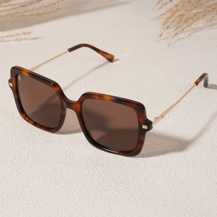 Square Sunglasses for wholesale by Fenna&Fei