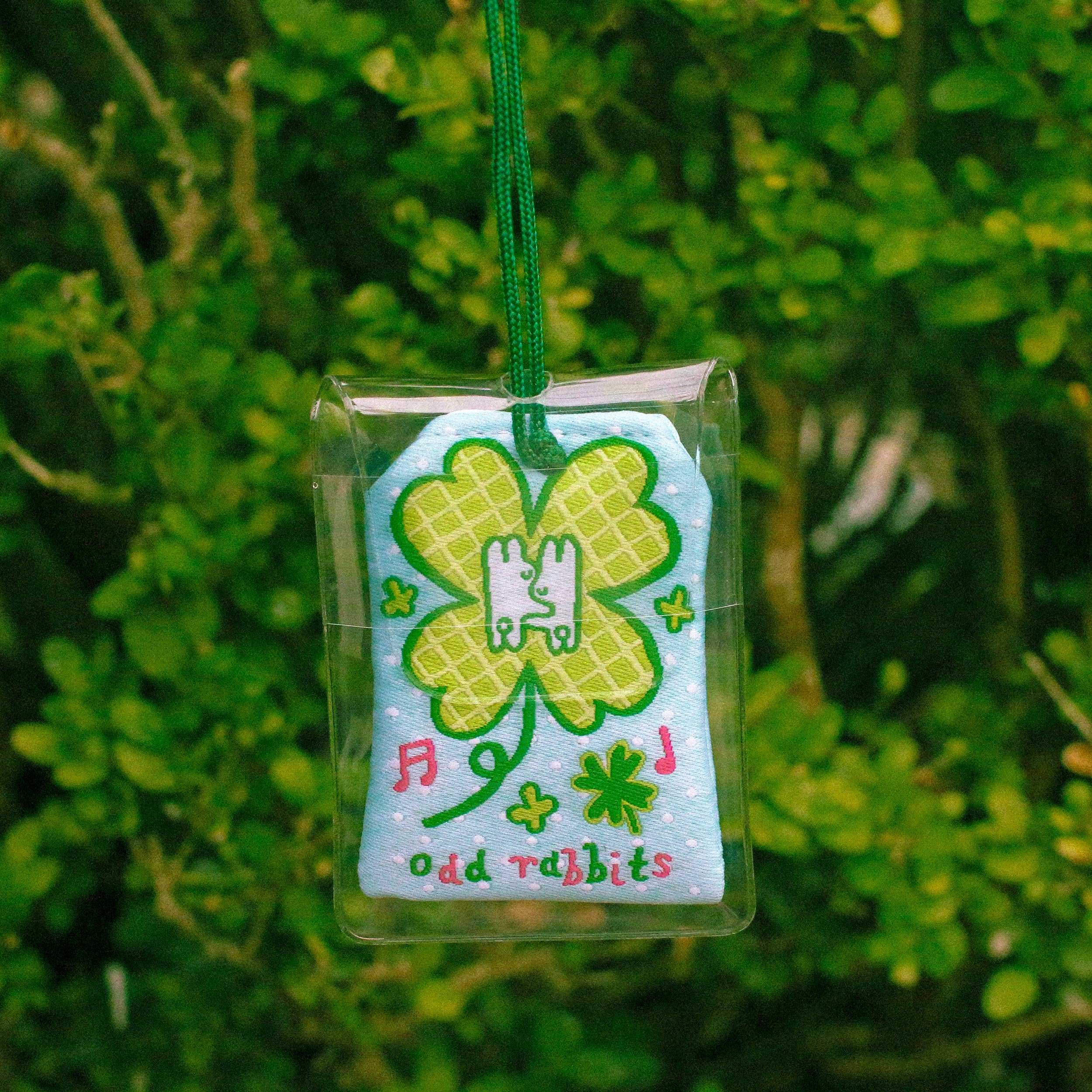 Odd Rabbits - Vente Porte-clés – unisexe - Porte-bonheur Omamori1