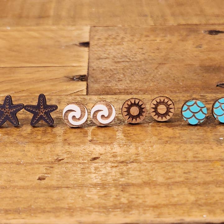 Clous d'océan pour la vente par Rustic River Engraving