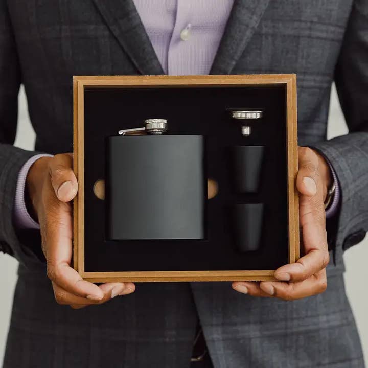 Weddingstar Inc. – wholesale Flask – Wood Gift Box & Black Metal Hip Flask Set - Blank