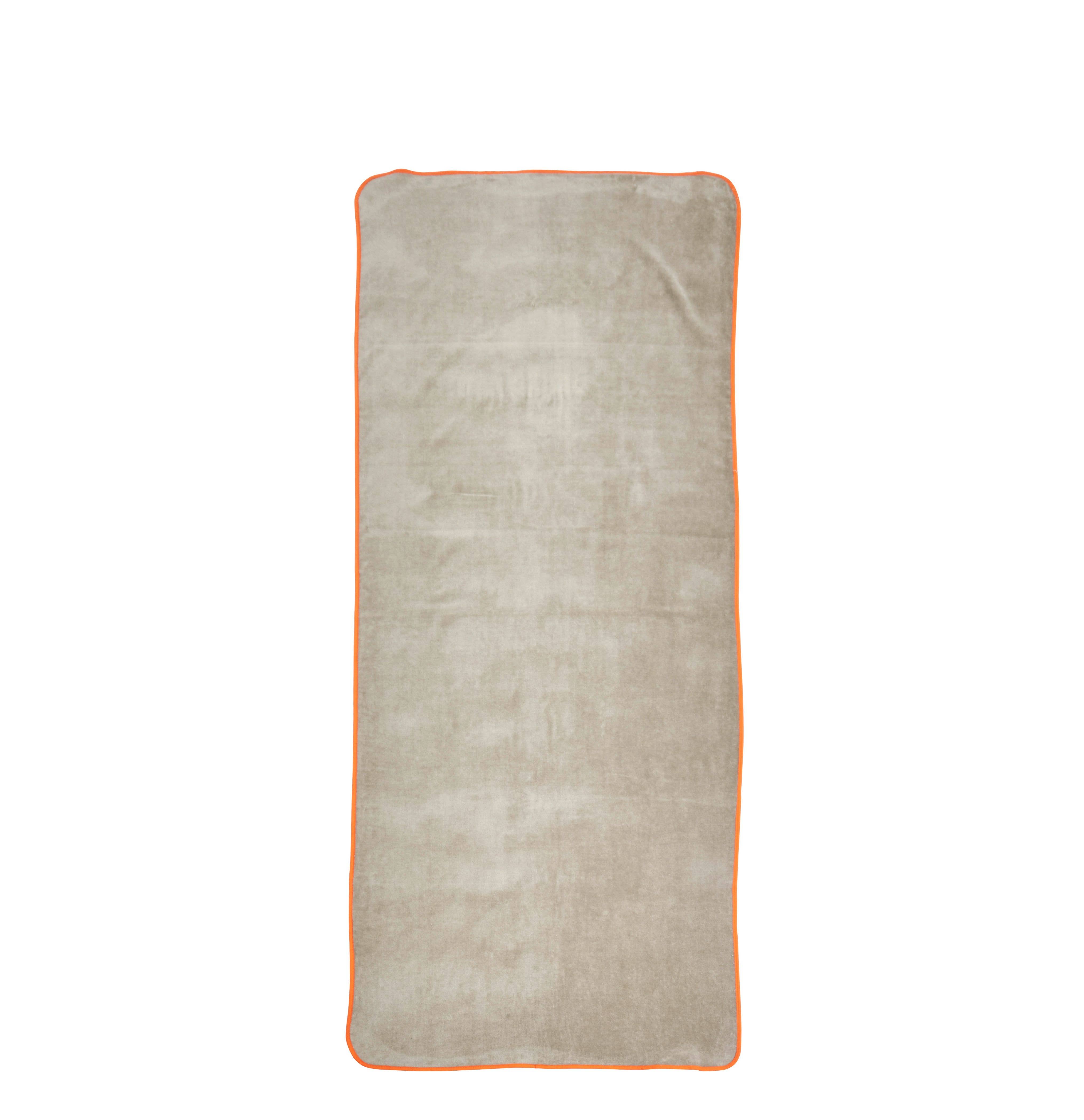 DONE.® - Wholesale Bath Towel - KUUMA sauna towel 80x200cm (4 colors)0