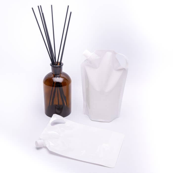 London Luxury Candle Supplies - Wholesale Reed Diffuser - Diffuser Refill Spout Pouch1