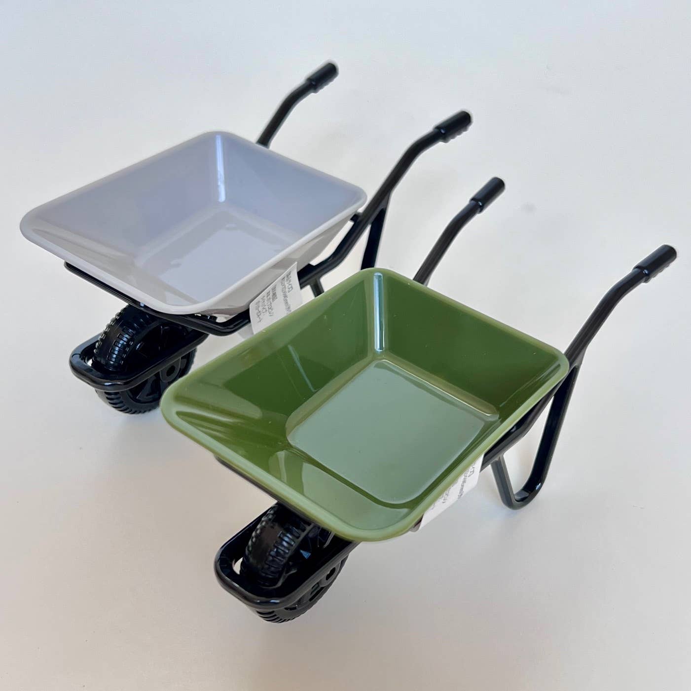 BCmini - Wholesale Decorative Tabletop Object - 71860 MINIATURE WHEELBARROW-1010