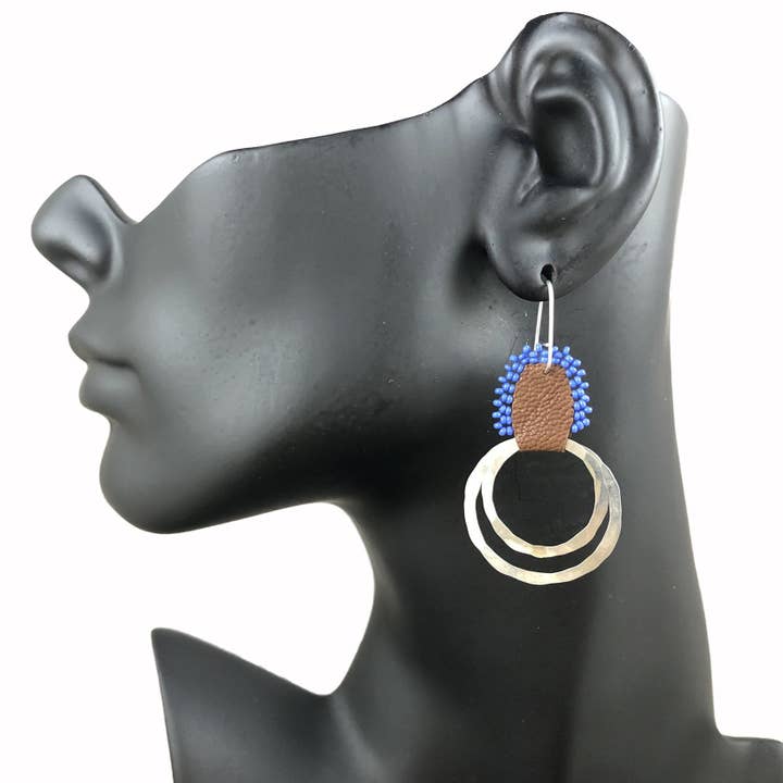 Rei Rei Oorbellen voor wholesale door Leah Sturgis Jewelry Art