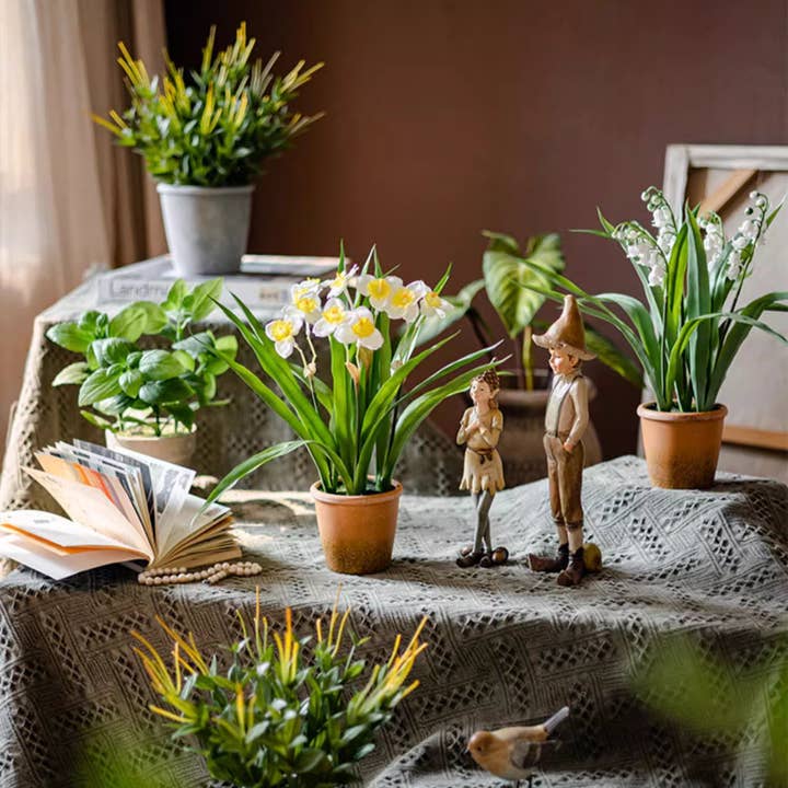 Rustic Reach - Wholesale Artificial Flowers - Faux Daffodil in Brown Pot1