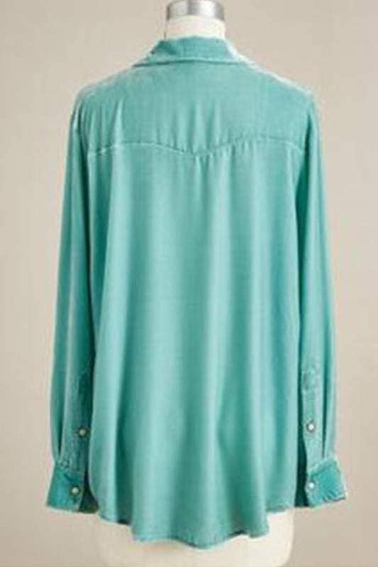 Flarix - Wholesale Button Down Shirt - Women's - Vintage-Wash Button-Up Long Sleeve Shirt1